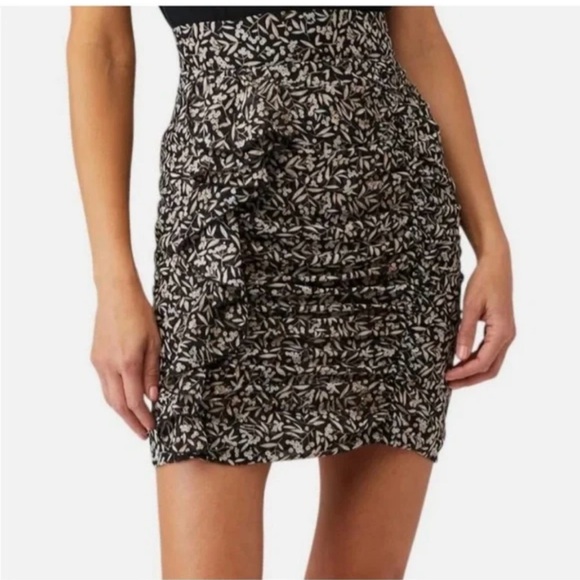 Sabina Musayev Dresses & Skirts - NWT SIZE XS/S Sabina Musayev Black and White Ruched Mini Skirt